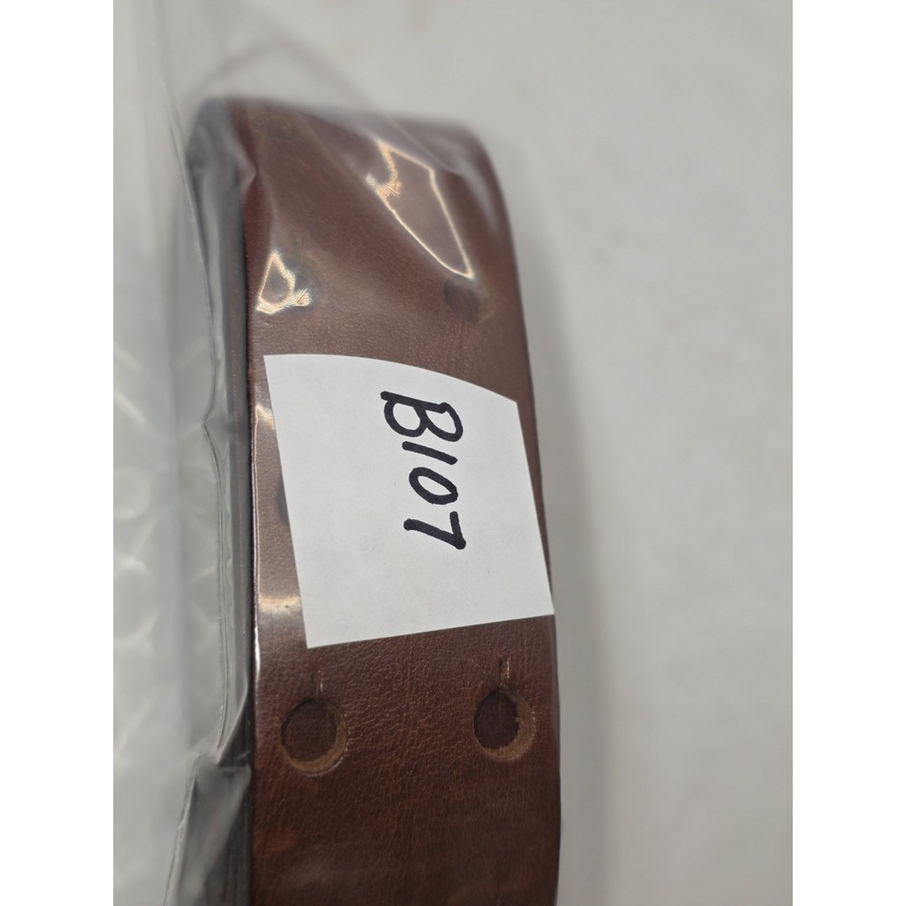 Italian Genuine Leather Studd Fastening No Buckle Slotted Hole Wide Width Belt - Picture 12 of 12